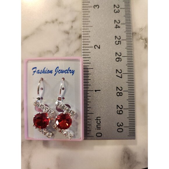 Vintage Red Crystal & Silver Tone Rhinestone Fashion Jewelry Earrings - Picture 3 of 3